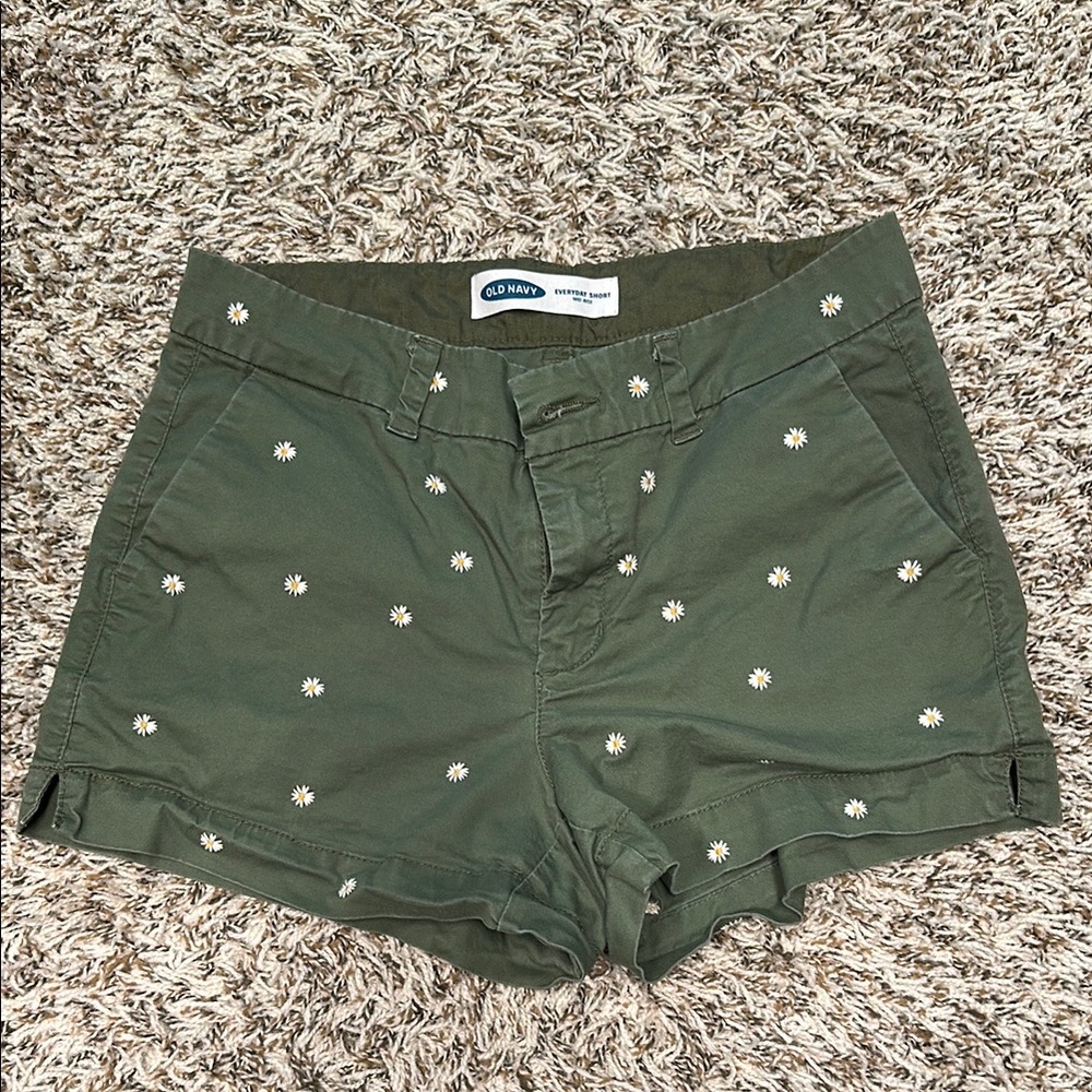 Old Navy Green Floral Women's Shorts size 2